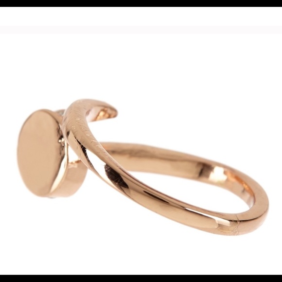 🛍2 for $25🛍 NWT Rose Gold Nail Ring - Picture 2 of 3